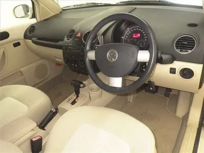 Volkswagen NEW BEETLE