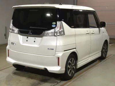 Mitsubishi DELICA D2