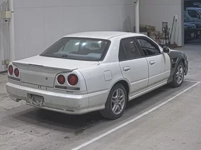 Nissan SKYLINE