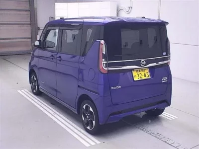 Nissan ROOX
