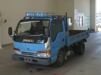 Isuzu ELF