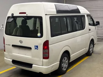 Toyota REGIUS ACE VAN