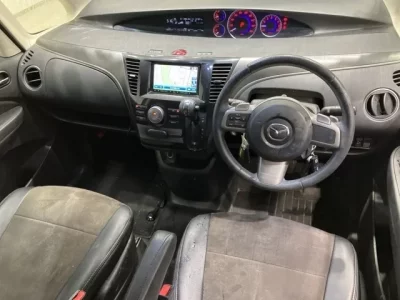 Mazda BIANTE