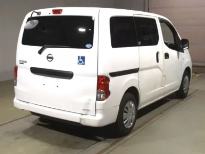 Nissan NV200