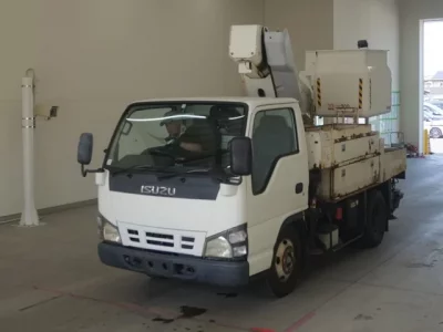 Isuzu ELF