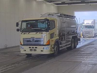 Hino PROFIA