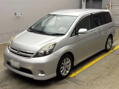 Toyota ISIS