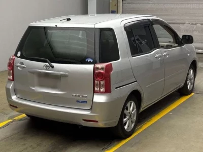 Toyota RAUM