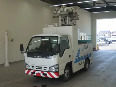 Isuzu ELF
