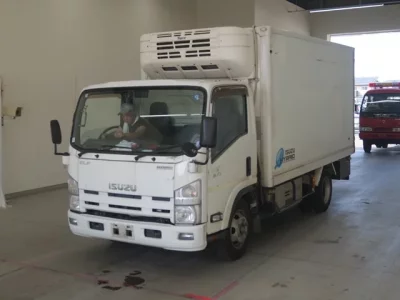 Isuzu ELF