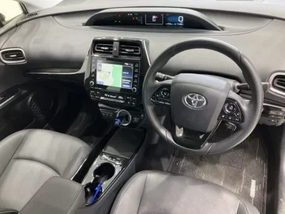 Toyota PRIUS PHV