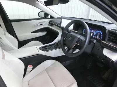 Toyota CROWN CROSSOVER