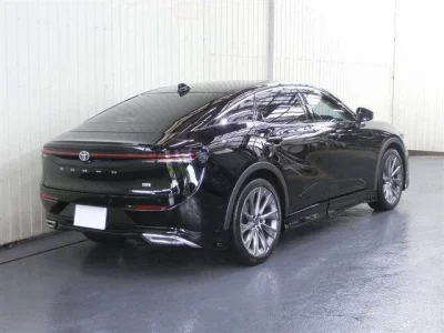 Toyota CROWN CROSSOVER