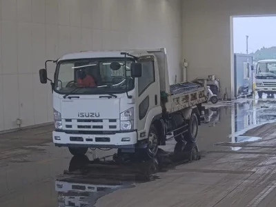 Isuzu FORWARD