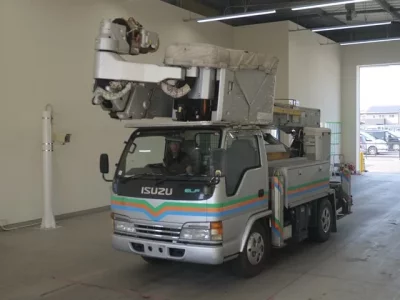 Isuzu ELF