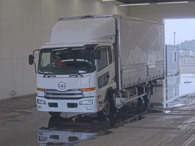 Nissan CONDOR