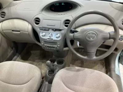 Toyota PLATZ