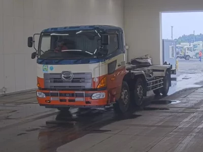 Hino PROFIA