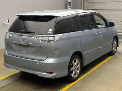 Toyota ESTIMA HYBRID