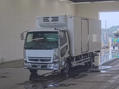 Mitsubishi FUSO FIGHTER