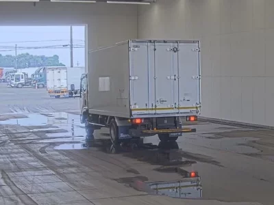 Isuzu ELF