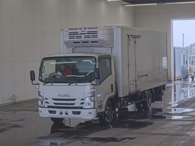 Isuzu ELF
