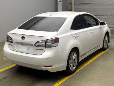 Lexus HS
