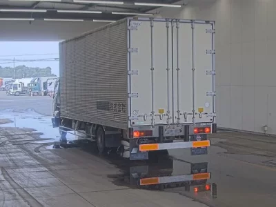 Mitsubishi FUSO FIGHTER