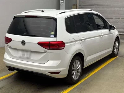 Volkswagen GOLF TOURAN