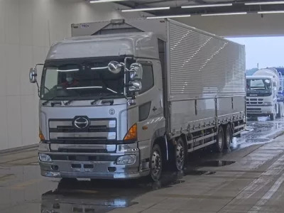 Hino PROFIA