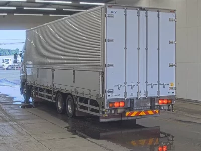 Hino PROFIA