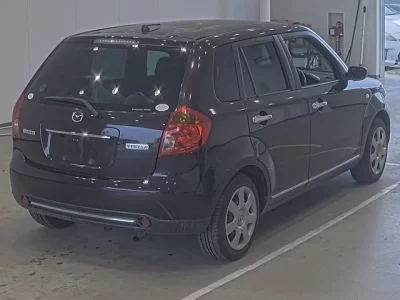 Mazda VERISA