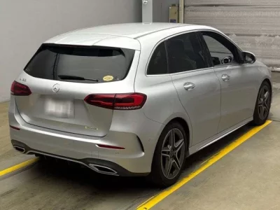 Mercedes-Benz B CLASS