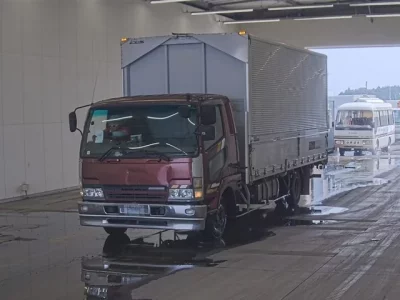 Mitsubishi FUSO FIGHTER