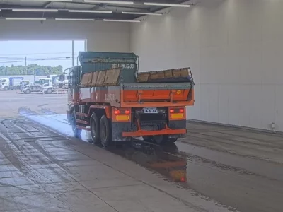 Hino TRUCK