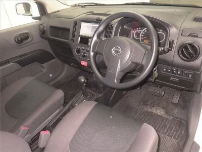 Nissan AD