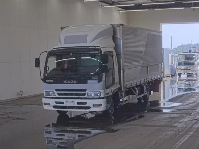 Isuzu FORWARD