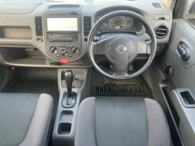 Nissan AD