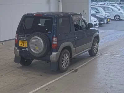 Mitsubishi PAJERO MINI