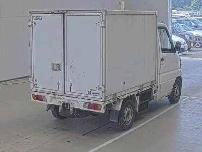 Nissan CLIPPER TRUCK