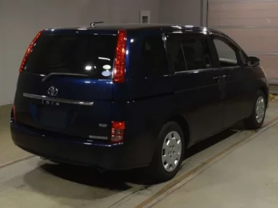 Toyota ISIS