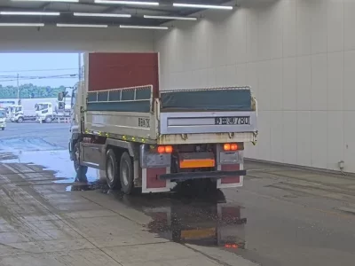 Hino TRUCK