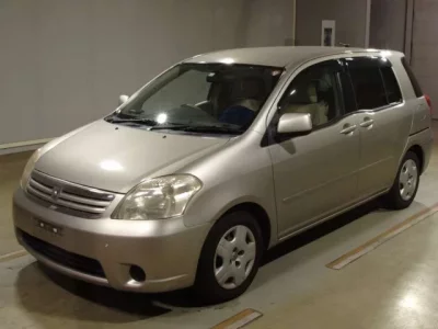Toyota RAUM