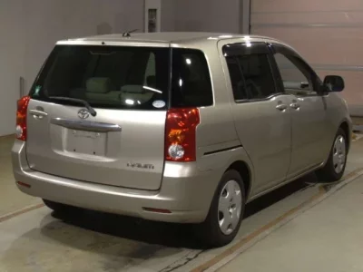 Toyota RAUM