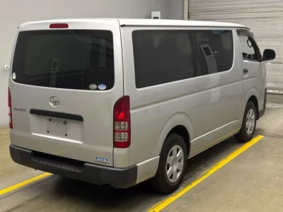 Toyota REGIUS ACE VAN
