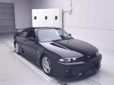 Nissan SKYLINE