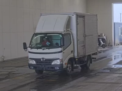 Hino DUTRO