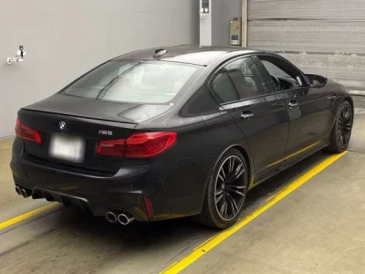 BMW M5