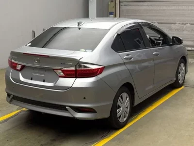 Honda GRACE