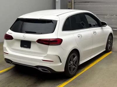 Mercedes-Benz B CLASS